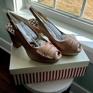 B.A.I.T. Glitter Gold Brook Starlet Heels